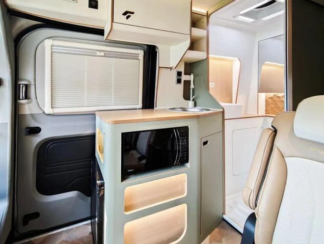 精致露营车越界R3房车颜值品质没得说mg不朽情缘游戏网站一款超赞的小而美(图9)